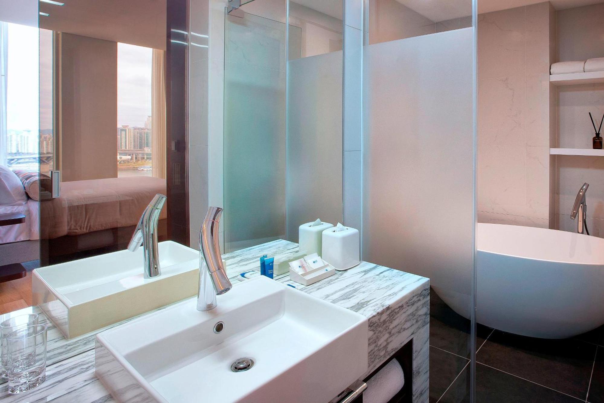 Aloft Gangnam Hotel